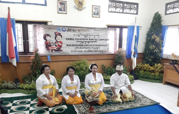 Kegiatan Lomba Pesantian Kidung Campuran