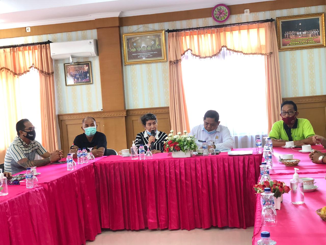 KUNJUNGAN KE KANTOR PERBEKEL DESA SIDAKARYA