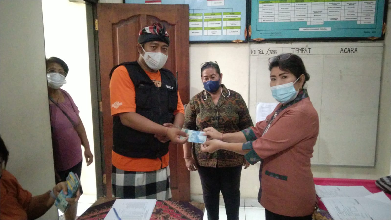 PENYALURAN BLT DD TAHAP KE-8 TAHUN 2021