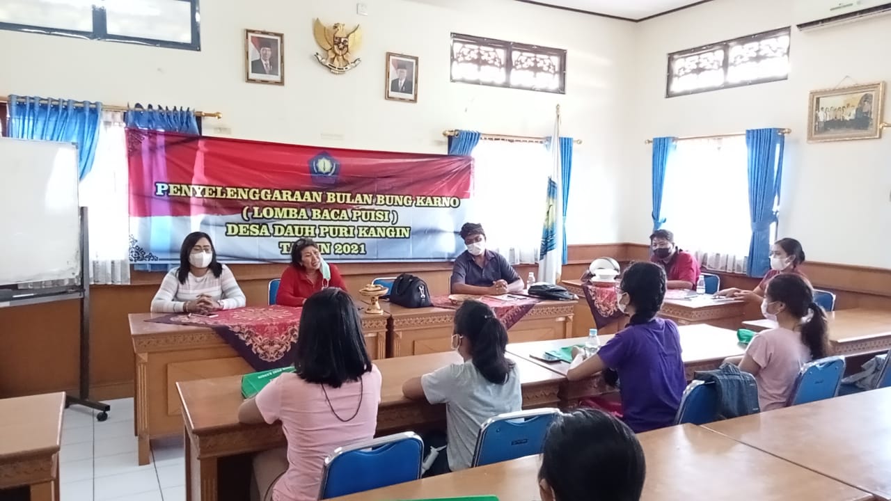 PENUTUPAN PEMBINAAN LOMBA BACA PUISI BULAN BUNG KARNO