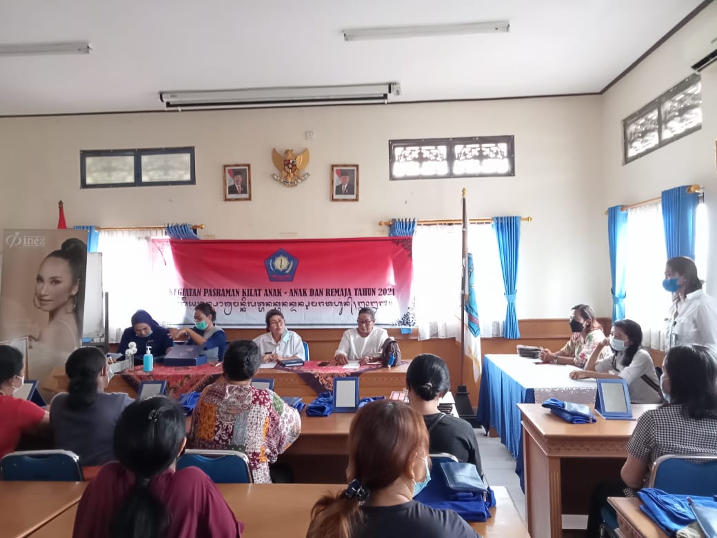 KEGIATAN PEMBINAAN 10 PROGRAM POKOK PKK DAN TATA RIAS INEZ