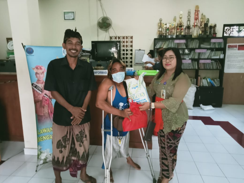 Kegiatan pemberian Bantuan Sembako dalam Rangka Pengendalian Inflasi Daerah Desa