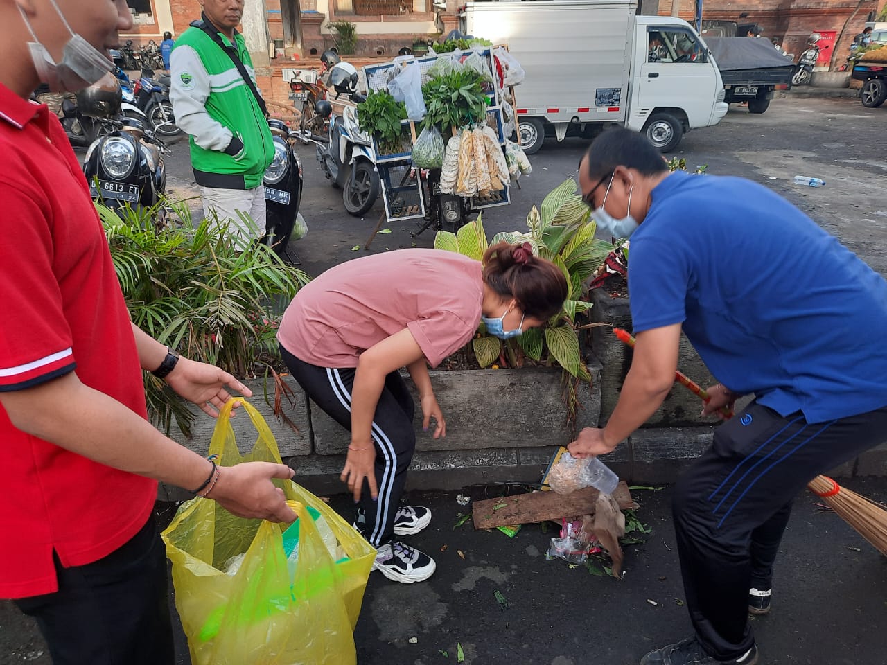 Kegiatan Jumat Bersih