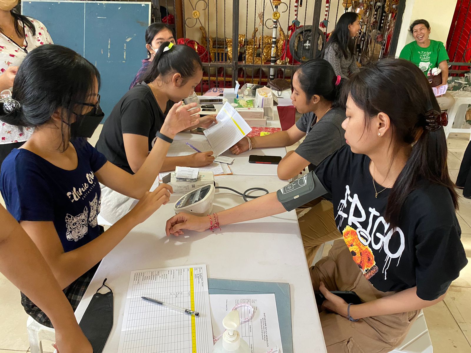 Kegiatan Posyandu Remaja di Desa Dauh Puri Kangin yang dilaksanakan di Banjar Suci 