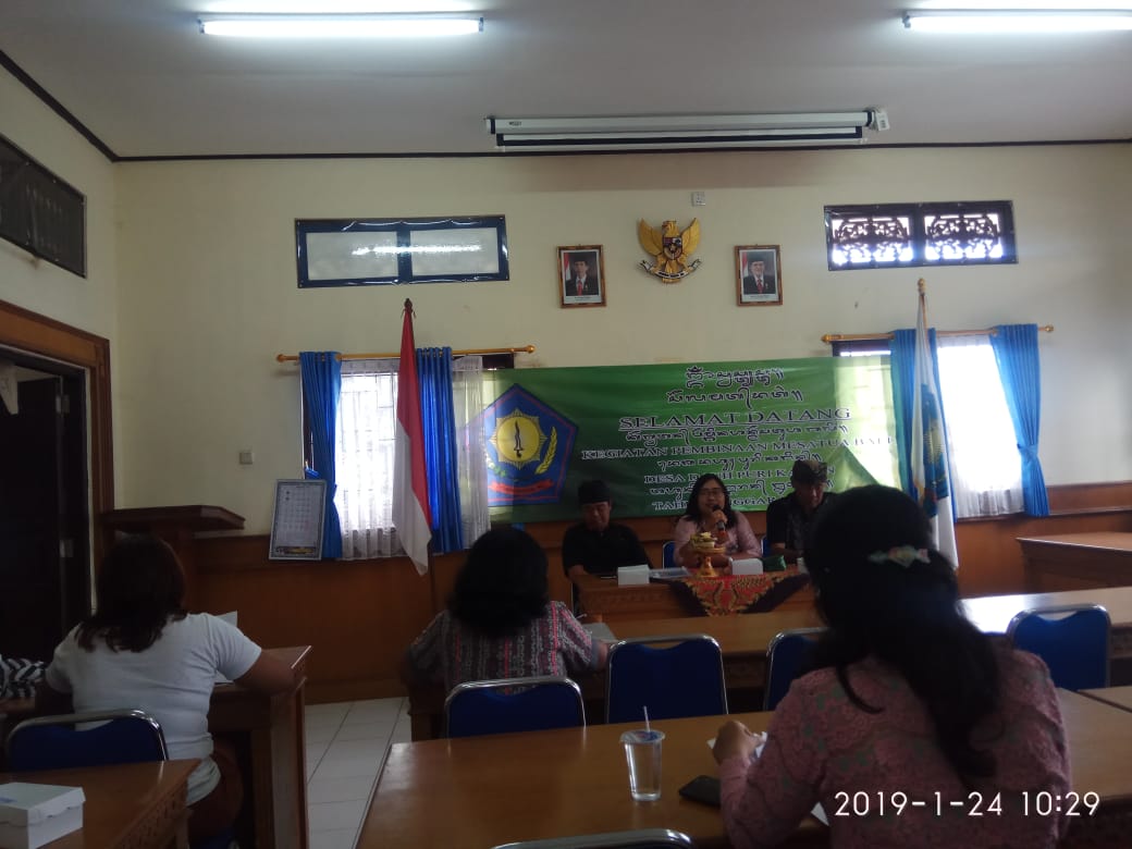 Kegiatan Pembinaan Mesatua Bali
