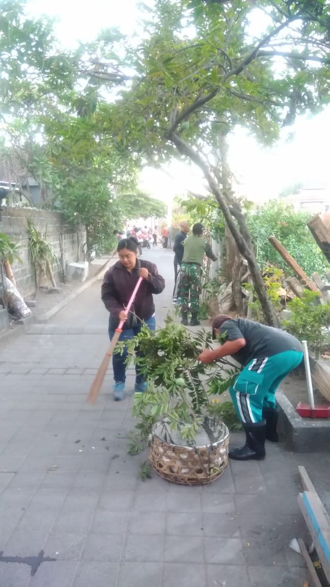 Kegiatan Jumat Bersih