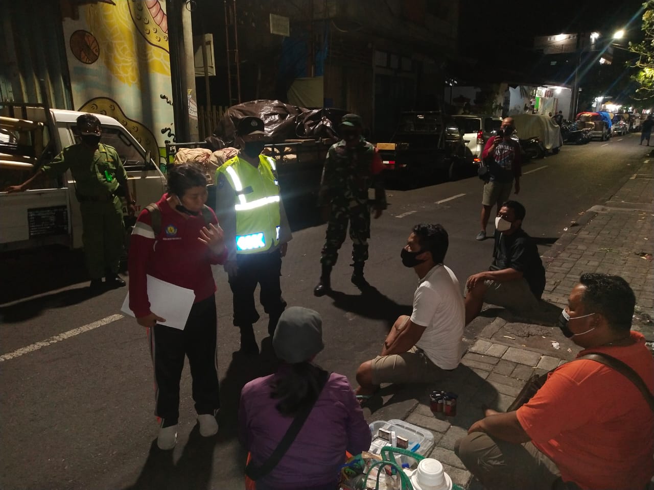 KEGIATAN PATROLI DIALOGIS DESA DAUH PURI KANGIN DI DUSUN TITIH KALER, TiTIH TENGAH DAN TITIH KELOD 