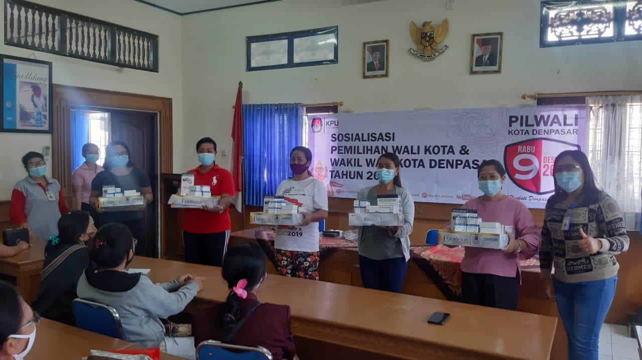 SERAH TERIMA ALAT KESEHATAN POSBINDU
