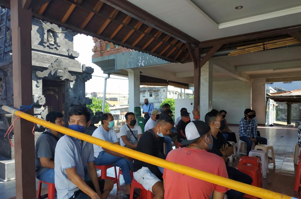 VERIFIKASI CALON PENERIMA BLT DD DI BANJAR TITIH TENGAH DAN TITIH KELOD