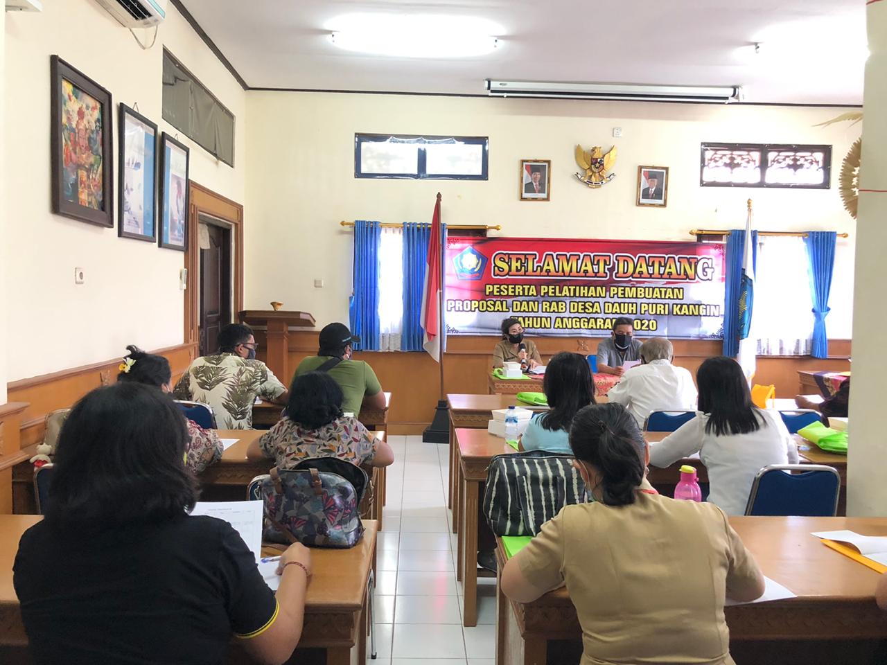 BIMBINGAN TEKNIS PEMBUATAN PROPOSAL DAN RAB DESA DAUH PURI KANGIN TAHUN ANGGARAN 2020
