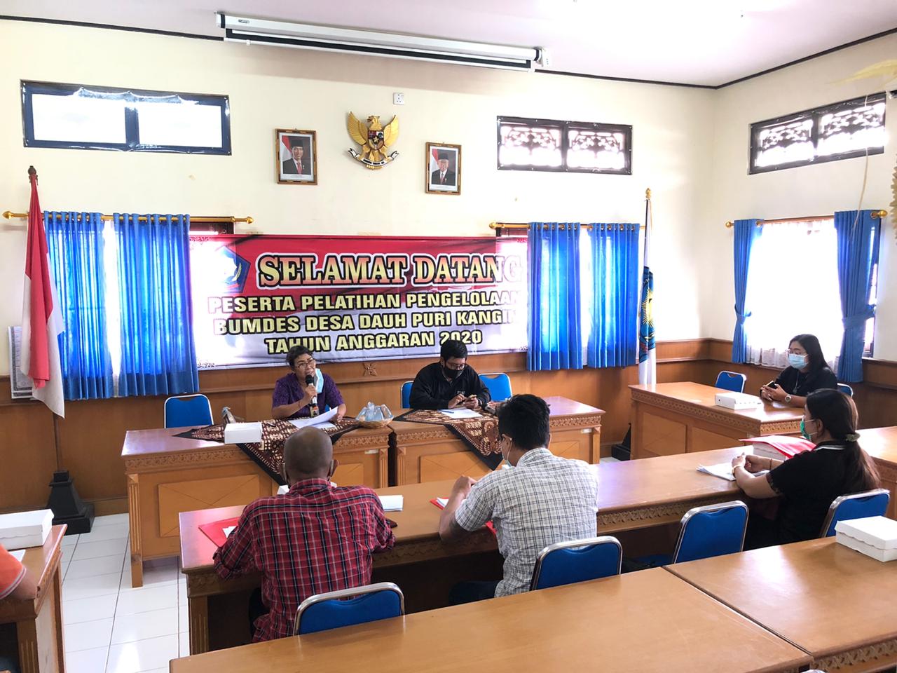 PELATIHAN PENGELOLAAN BUMDES KEPADA PENGAWAS BUMDES DAN PELAKSANA OPERSIONAL BUMDES