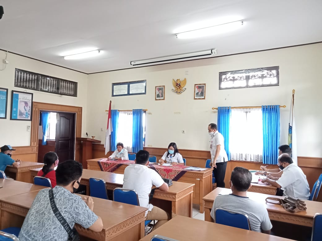 RAPAT KOORDINASI DENGAN TIM PETUGAS SWAKELOLA SAMPAH