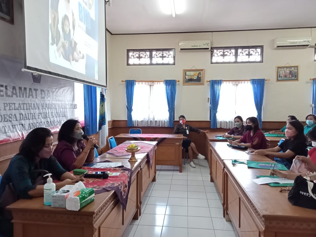 PEMBINAAN KADER BKB DESA DAUH PURI KANGIN 