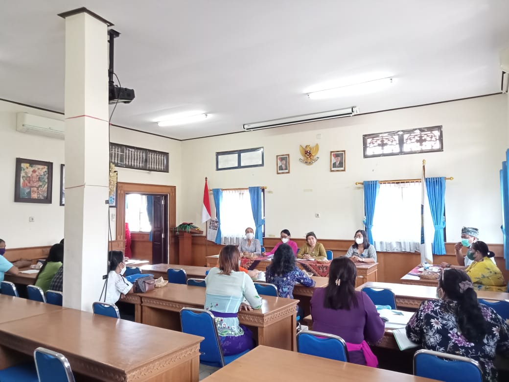 PEMBINAAN 10 PROGRAM POKOK PKK DESA DAUH PURI KANGIN
