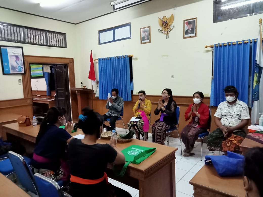 Kegiatan Penutupan Pembinaan Mesatua Bali